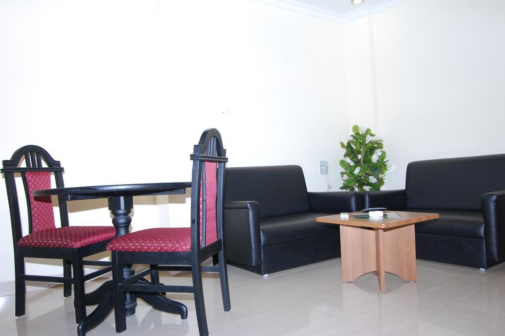 Hotel Sona'S Tiruchirappalli Kültér fotó