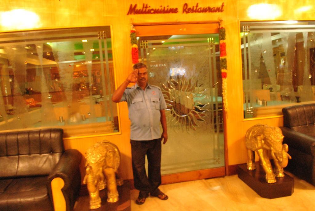 Hotel Sona'S Tiruchirappalli Kültér fotó