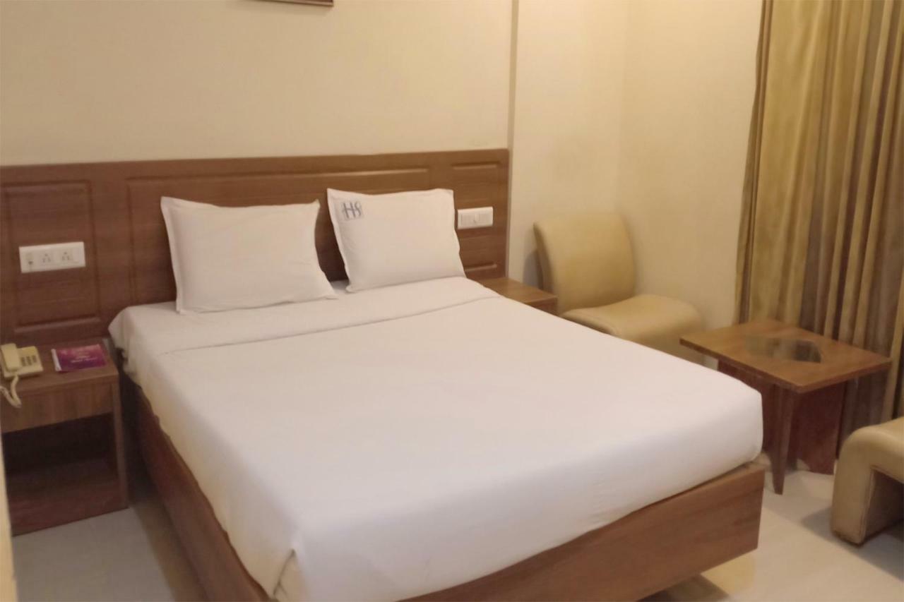 Hotel Sona'S Tiruchirappalli Kültér fotó