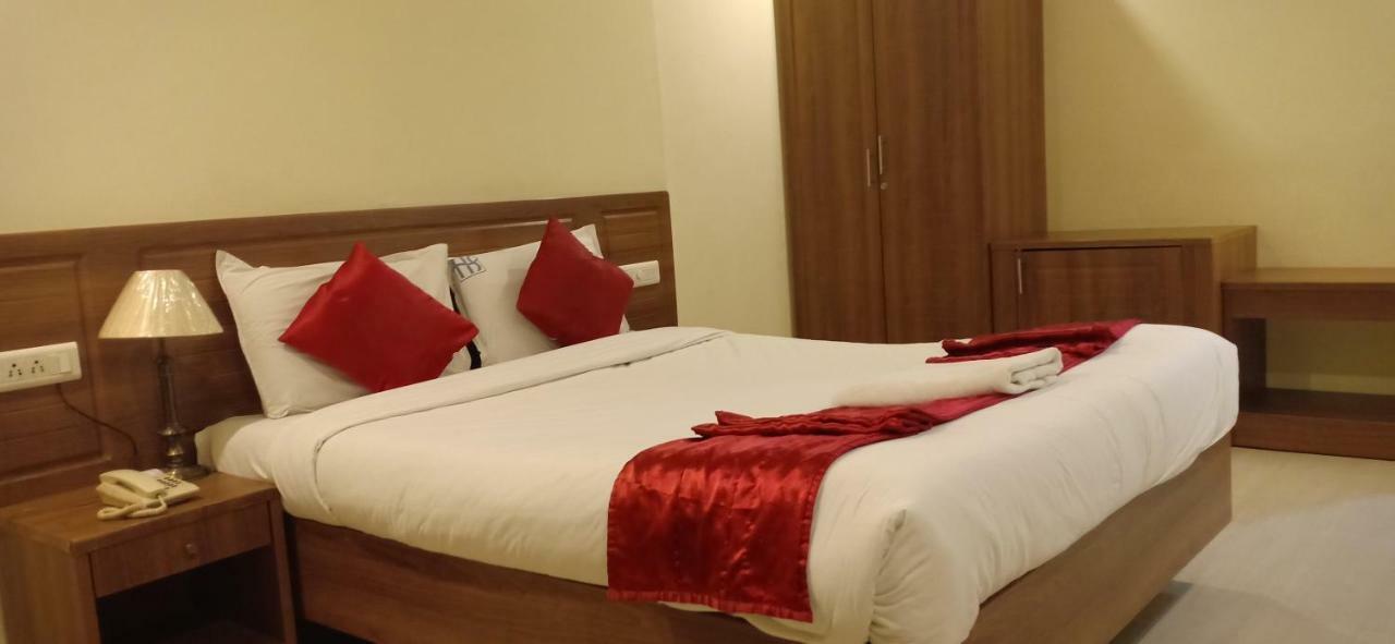 Hotel Sona'S Tiruchirappalli Kültér fotó