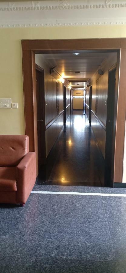 Hotel Sona'S Tiruchirappalli Kültér fotó