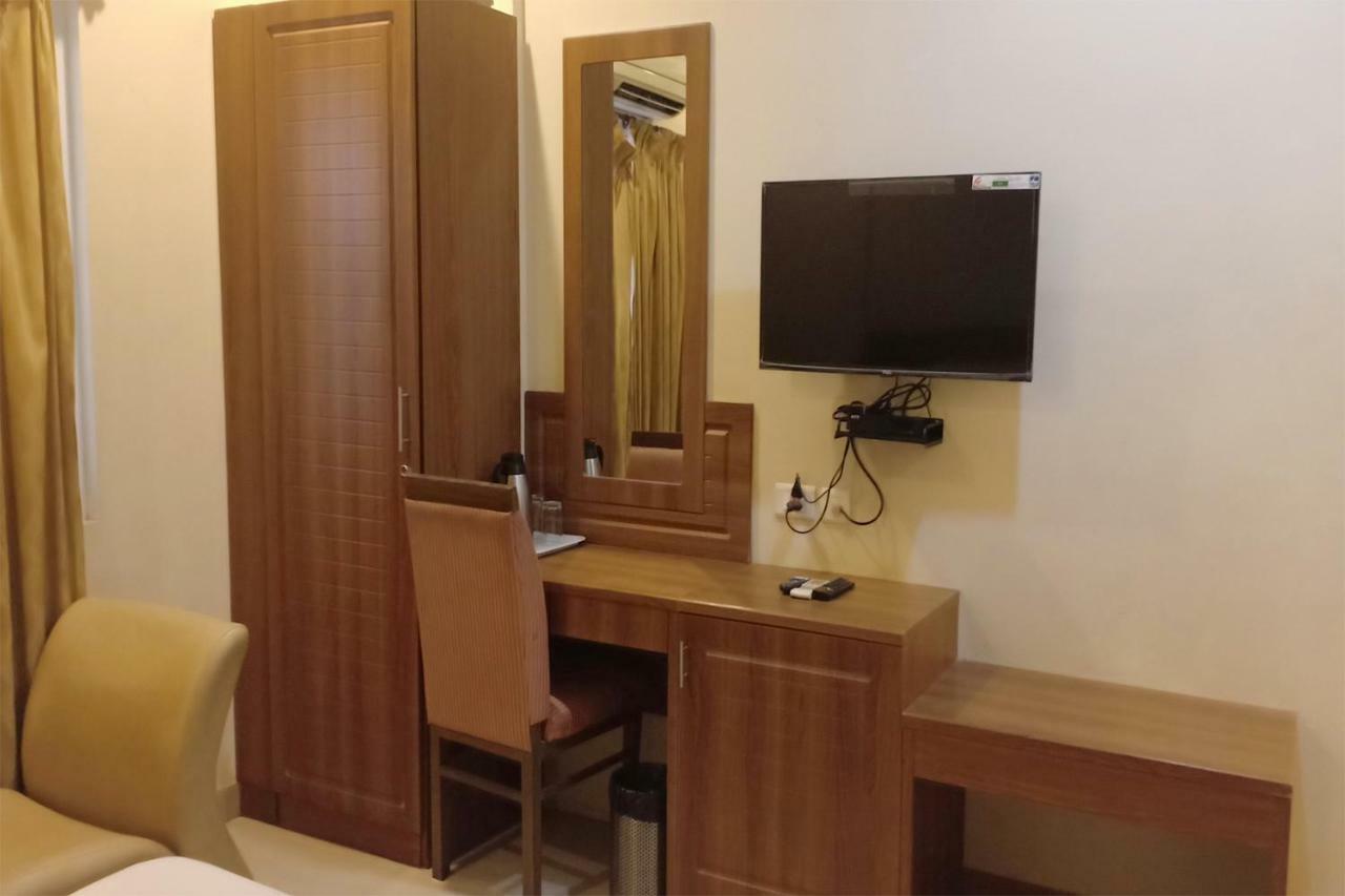 Hotel Sona'S Tiruchirappalli Kültér fotó