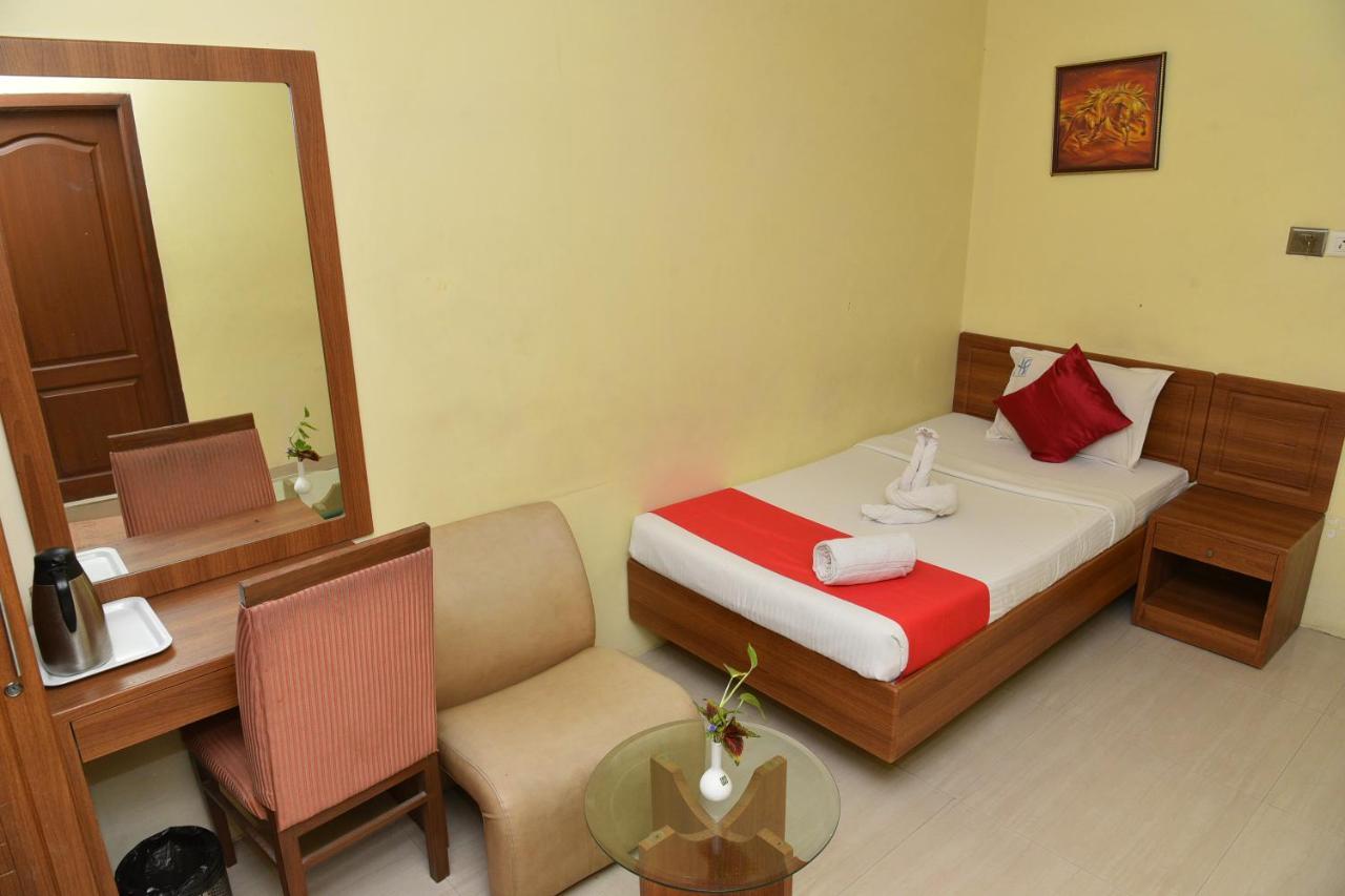 Hotel Sona'S Tiruchirappalli Kültér fotó