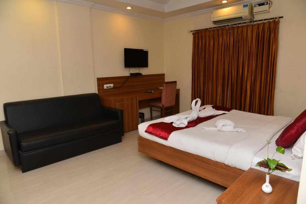Hotel Sona'S Tiruchirappalli Kültér fotó